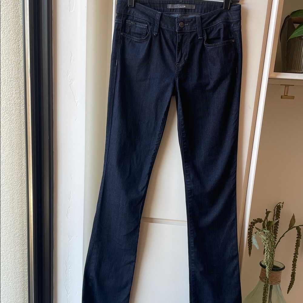 Joe's Jeans Starlet Boot Cut in Wash: Heidi. 98% Cotton with 2% Elastan stretch!